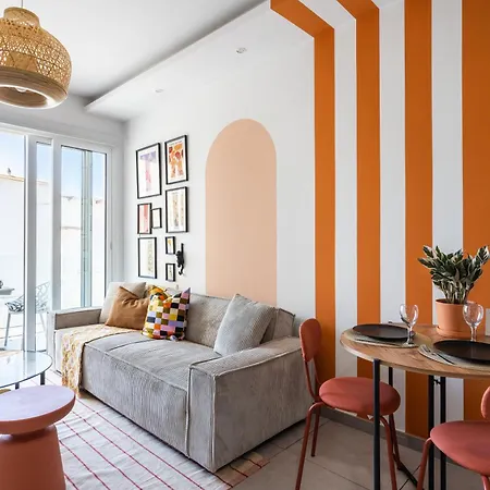 Made With 1-br By Finikoudes Apartament *