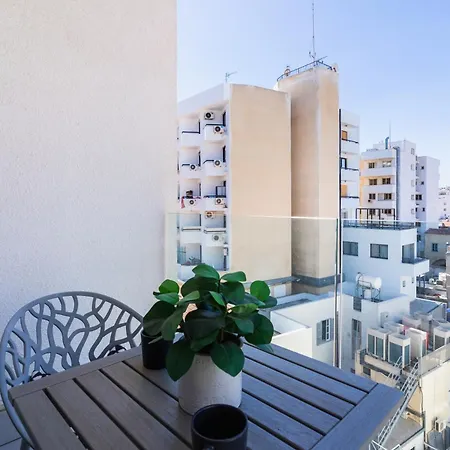 Made With 1-br By Finikoudes Apartament Larnaca