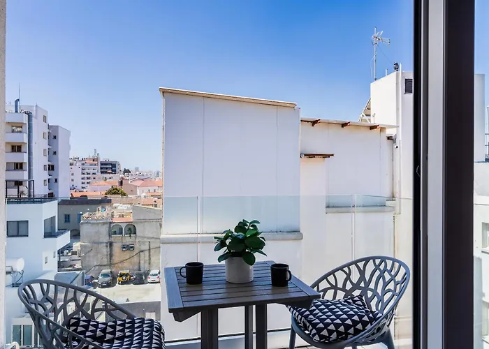 Lägenhet Made With 1-br By Finikoudes Larnaca