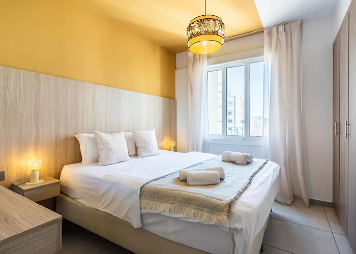 Apartment Made With 1-br By Finikoudes Larnaca